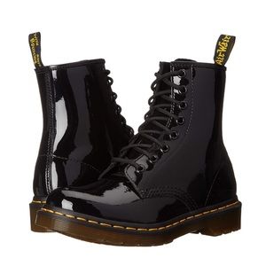 Dr. Marten’s Patent 1460W - NEW - size 5/fits a 6